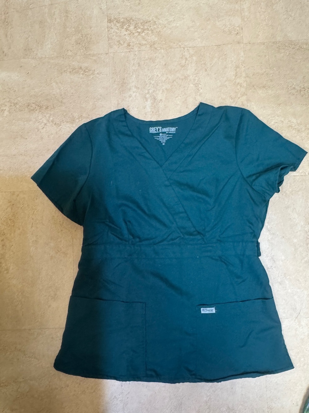 Grey’s Anatomy by Barco Scrub Top Size Medium